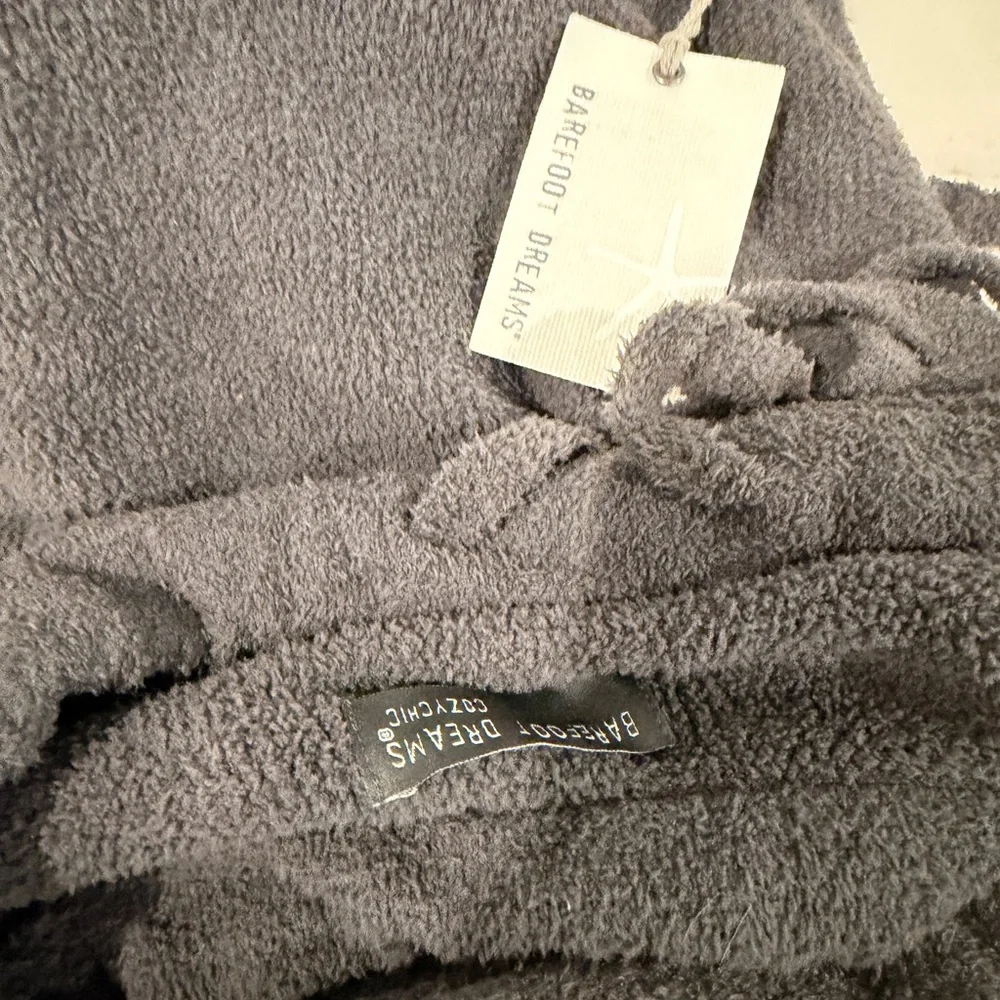 Barefoot Dreams Charcoal Plush blanket and socks